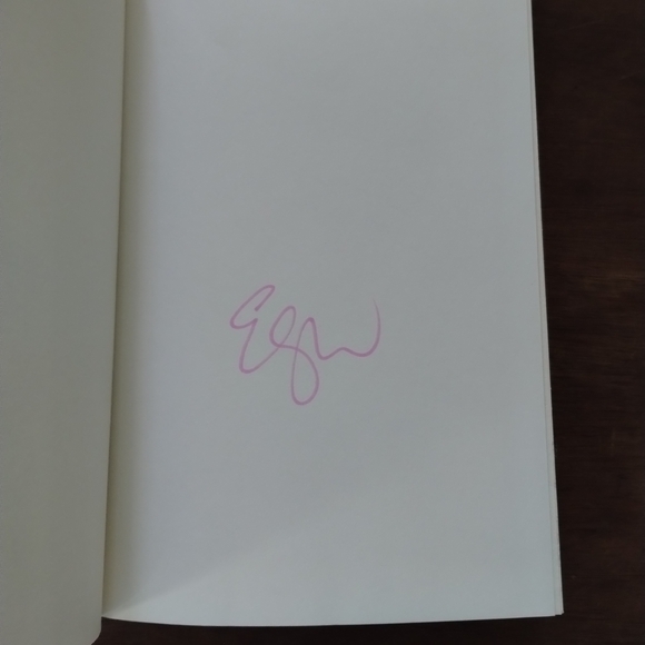 Her Radiant Curse by Elizabeth Lim (2023, Hardcover) Signed Copy - Picture 3 of 3